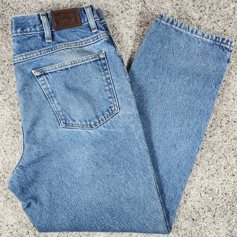 LL Bean Vintage Jeans Mens 35x30 Classic Fit Straight Leg Medium Wash Denim EUC